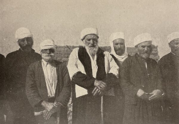 CLEMENT-GRANCOURT (Abel-Jean-Ernest, Général) Au Levant. Histoires de brigands. Histoires vraies. Paris et Neuchâtel, Victor Attinger, 1936. – Image 3