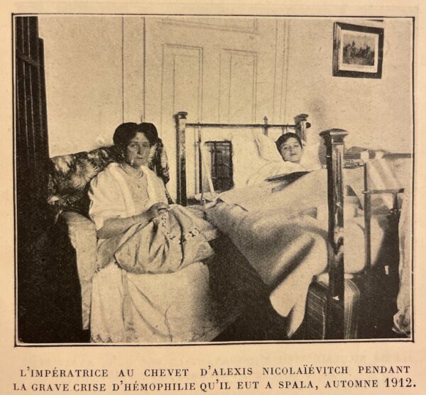 GILLIARD (Pierre) Le tragique destin de Nicolas II et de sa famille. Treize années à la cour de Russie. Paris, Payot & Cie, 1922. – Image 4