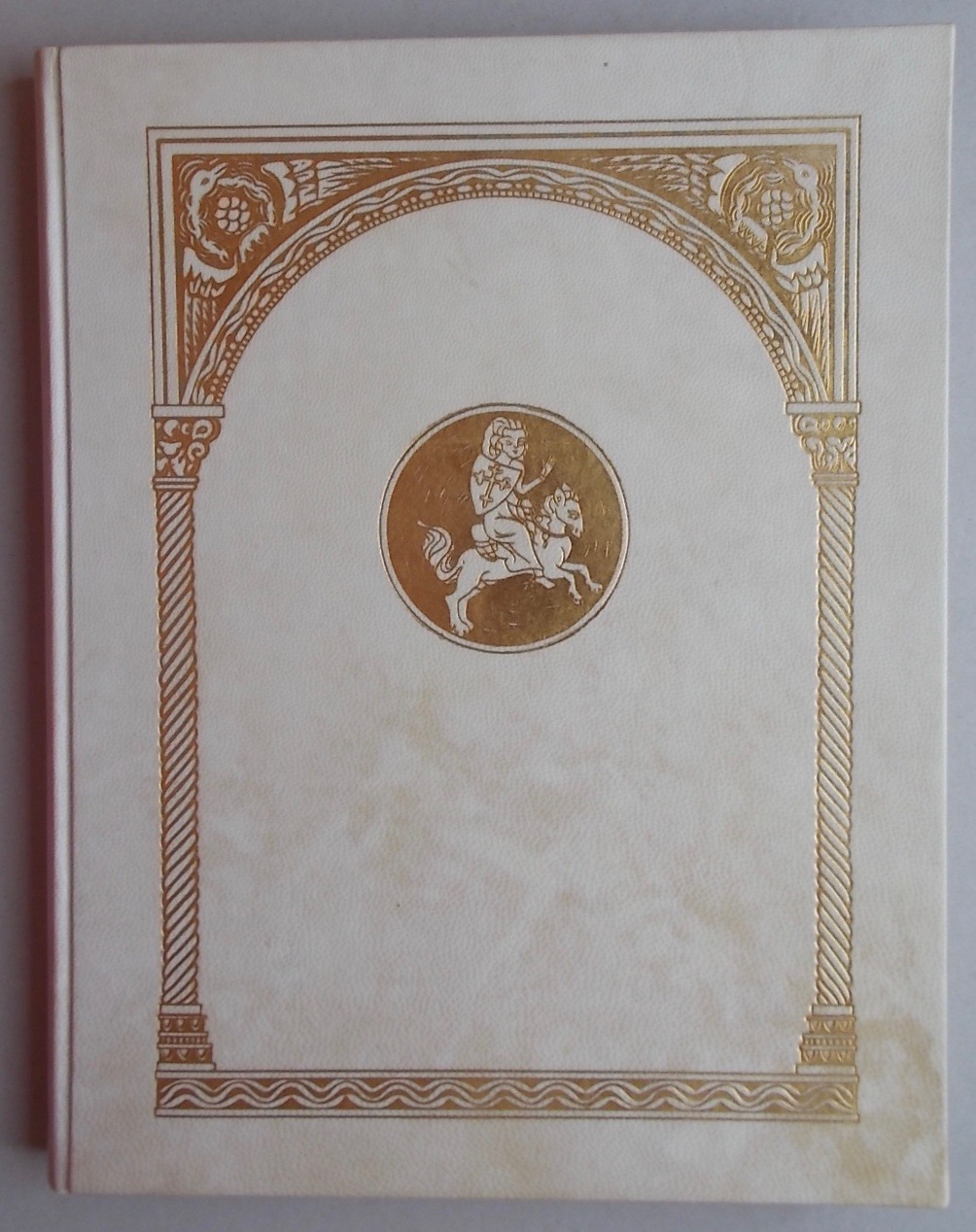 FELDER (Hilarin, Mgr) Le chevalier du Christ au pays d'Assise. Genève, Editions de L'Echo Illustré, 1943.