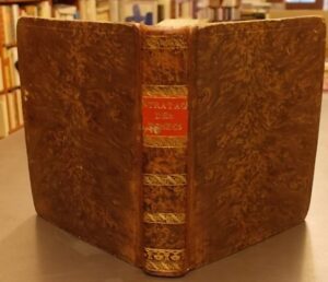 [MONTIGNY (Alfred de)] Les stratagèmes des échecs, ou collection des coups d'échecs les plus brillans et les plus curieux, tant dans la partie ordinaire que dans les différentes parties composées; tirés des meilleurs Auteurs, et dont plusieurs n'ont point encore été publiés. Avec des planches où l'on trouve notée la position de chaque coup. Par un Amateur. Paris et Strasbourg, Armand König, an X (1802).