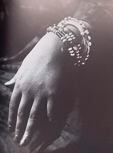 GABUS (Jean) Sahara, bijoux et techniques. Neuchâtel, Baconnière, 1982. – Image 2