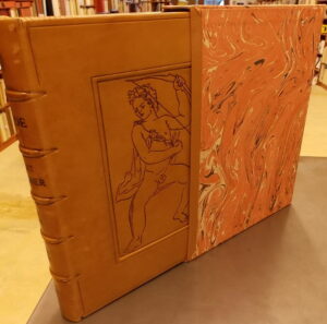 OVIDE L'art d'aimer. Lausanne, André Gonin (coll. Les Flambeaux), [1943].