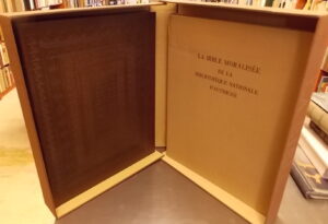 [BIBLE] - HAUSSHEER (Reiner) La Bible moralisée de la Bibliothèque Nationale d'Autriche Codex Vindobonensis 2554 reproduite en fac-similé intégral. Paris, Club du Livre - Philippe Lebaud, 1973.