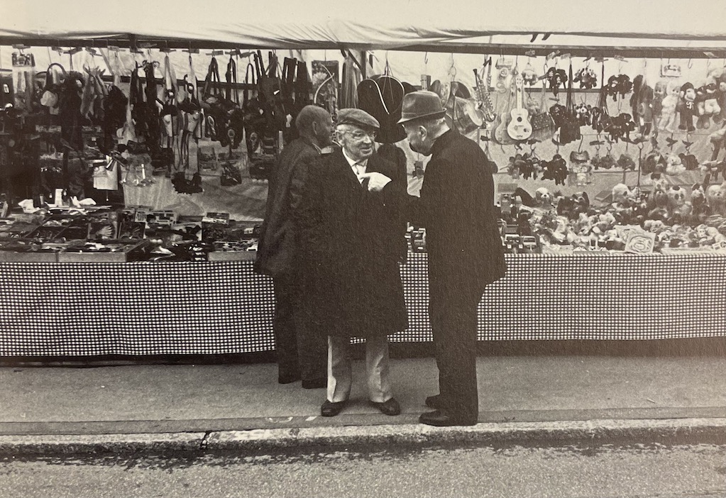 ZBINDEN (Louis-Albert) La Chaux-de-Fonds. Neuchâtel, Ed. du Griffon (coll. Trésors de mon pays), 1983. – Image 5