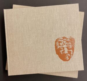 COURVOISIER (Jean) Belles demeures neuchâteloises. Neuchâtel, Centre d'Arts Graphiques (coll. Beautés du patrimoine neuchâtelois), 1973.