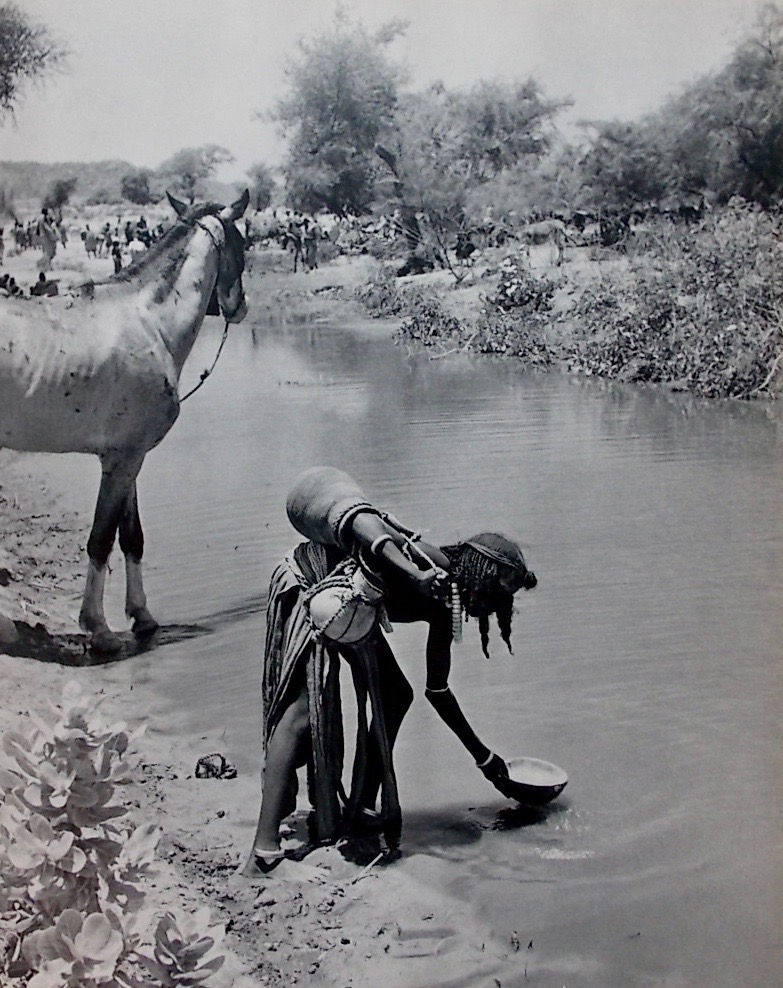 SENGHOR (Léopold Sédar) et al. / HUET (Michel) Afrique africaine. Lausanne, Guilde du Livre, 1963. – Image 4