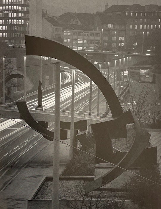 JORAY (Marcel) La sculpture moderne en Suisse IV (1966 à 1988). Neuchâtel, Editions du Griffon, 1989. – Image 4