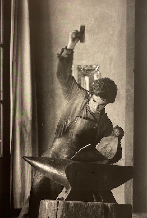 DANA (Yves) & GALLAND (Bertil) Dana. Neuchâtel, Editions du Griffon (coll. "La sculpture du XXe siècle"), 1988. – Image 3