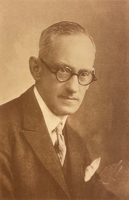 SPIESS (Henry) Le Passant. Translated in English by William Van Wyck. Sans lieu, chez l'auteur et le traducteur, 1929. – Image 4