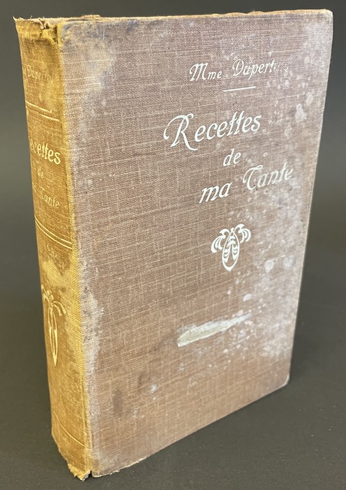DUPERTUIS (Madame) Les recettes de ma tante. Cuisine bourgeoise. Augmentée d'un appendice sur la cuisine aux champignons. Neuchâtel, Delachaux & Niestlé, 1913. – Image 3